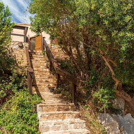 Blue Bay A Pochi Passi Dalla Baia Di Porto Luna Villa *